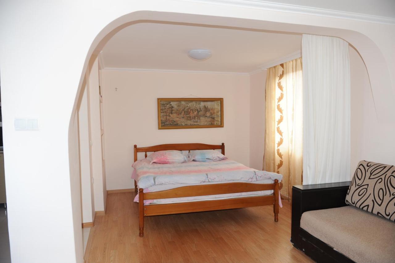 Apartment On Prospekt Mira 71 Sohum Dış mekan fotoğraf